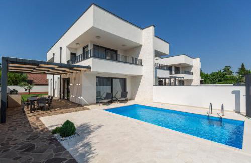 Villa Tina with pool - Foto 1