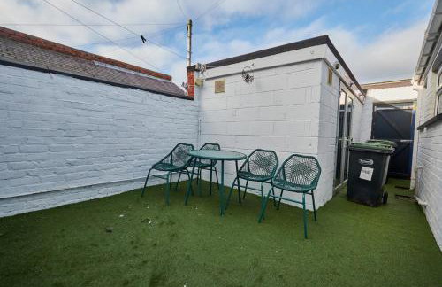 Relaxing 3-Bedroom Home Near the Beach - Foto 17