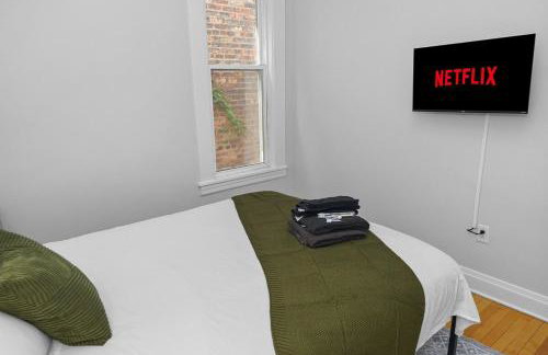 Modern 4BR Unit with Free Parking Near University of Illinois Chicago and Medical District - Foto 13