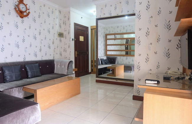 Spacious And Homey 3Br Apartment At Majesty - Photo 14