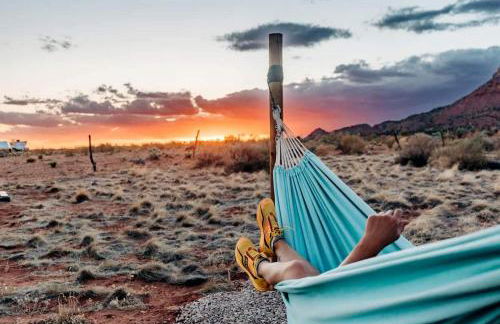 Idyllic Tiny Cabin Lovely for a Romantic Escape in Arizona - Foto 11