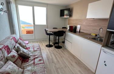 Sunny studio Mountain View balcony Alpe d Huez Studio ensoleillé balcon vue montagne - Foto 12