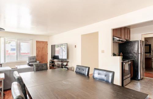 Modern & Cozy 2 Bedroom 2 Bathroom Sofabed Suite - Foto 20