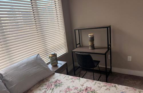 Lux High Rise one stop 2 bedroom private Share kitchen Professional Respected apartment - Foto 38