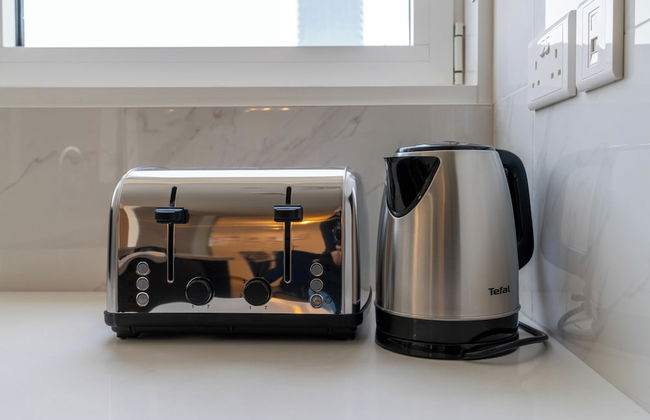 Whitesage - Super Spacious Apt with Dubai Garden Glow Views - Photo 19