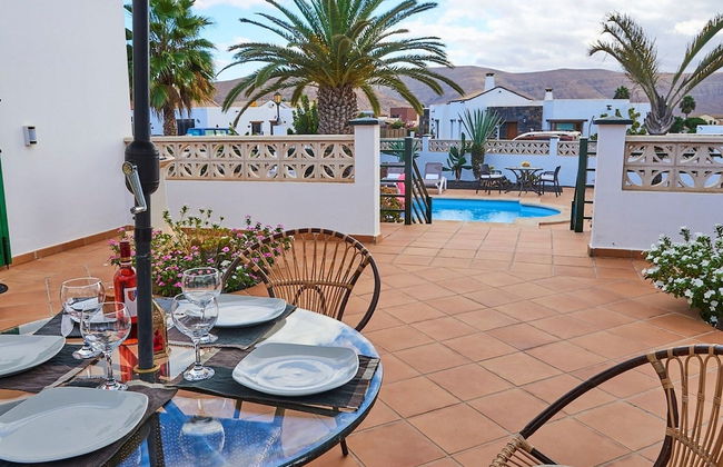 Spacious Holiday Home in La Oliva - Foto 29