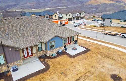 BRAND NEW Scenic Luxury Mountain Retreat - Foto 66