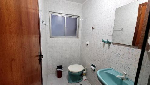 Quarto em apartamento com vida a pé no BOM FIM - Foto 5