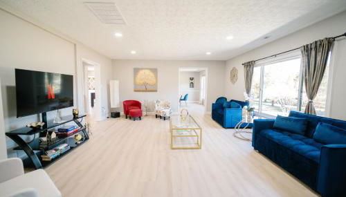 Spacious 10BR 5BA Free Parking Minutes to DC with Pool - Foto 3