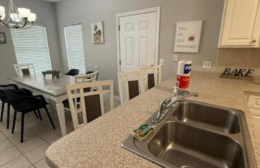 Beach Days, Nightlife Nights, East End of PCB - Foto 65