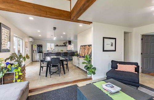 Modern 5BR Home with Mtn Views BBQ & Pool Table - Foto 11