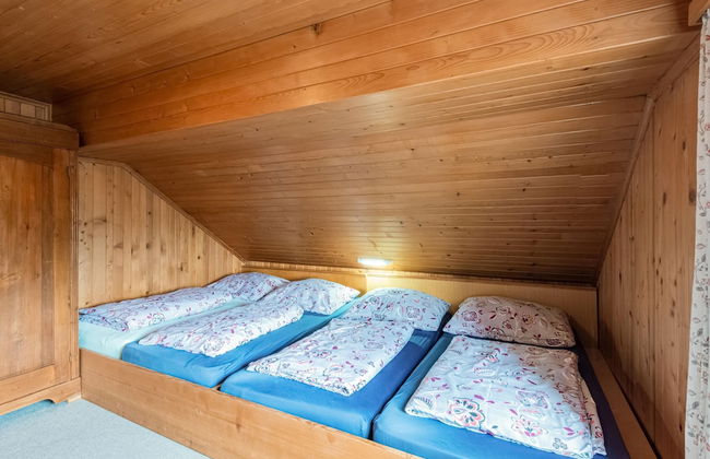 Chalet in Schwarzenberg Near Ski Lift - Photo 5