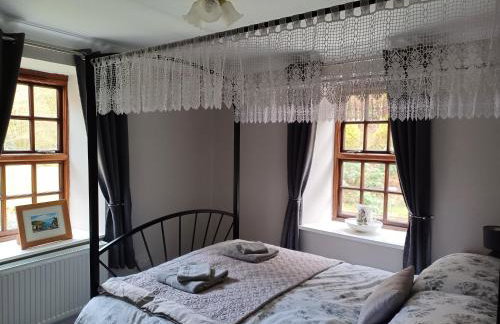 Rural retreat - Godremamog Mill - Photo 2