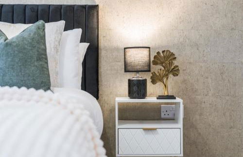 Spacious 4-Bed Home Near Cribbs & Bristol - Foto 53