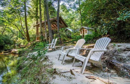 Riverfront Retreat: Sauna, Private Forest, 6 Falls - Foto 9