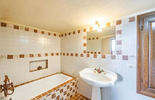 Torre Del Melograno With Heated Pool - Happy Rentals - Foto 70