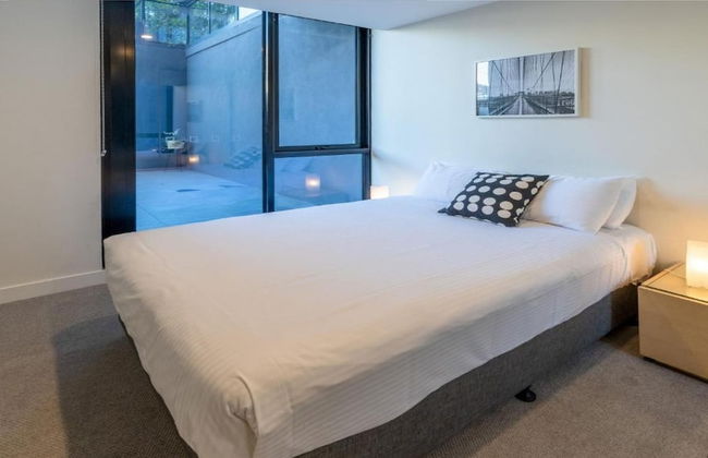 Melbourne City Apartments - Teri - Photo 8