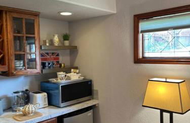 Myrtle Cottage Guest House in West Salem - Foto 9