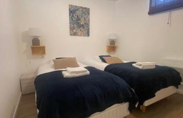 La vie est belle - centre d'Arromanches, terrasse - Foto 8