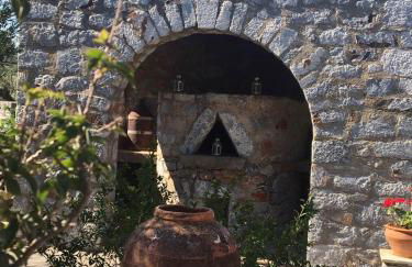 Charouda stone tower xenonas - Foto 7