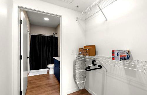 W513 Cozy & Chic 1Bd In Downtown Minneapolis, Minutes From Minneapolis Convention Center & US Bank Arena - Foto 23