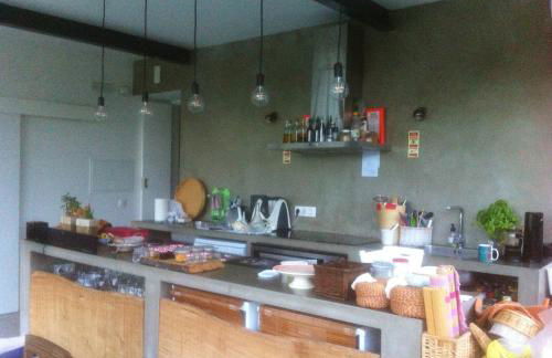 Picturesque Villa in Santo António das Areias with Private Pool - Foto 6