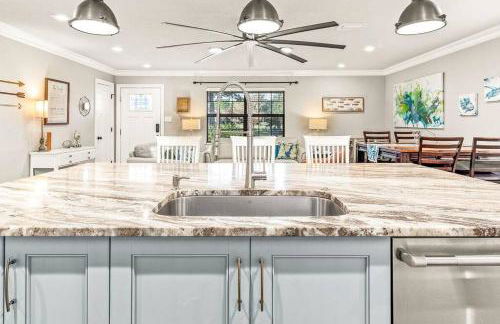 Foley Palms & OWA Resort / Pool - Photo 1