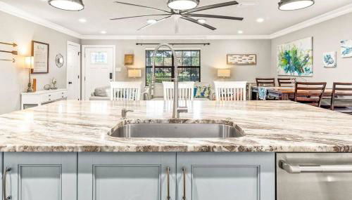 Foley Palms & OWA Resort / Pool - Photo 1