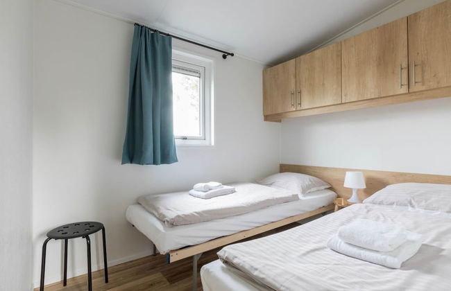 Cozy Chalet in Vrouwenpolder With Garden - Foto 2