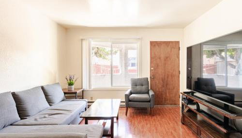 Modern & Cozy 2 Bedroom 2 Bathroom Sofabed Suite - Foto 1