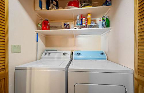 Breathtaking Cabin Backing the National Forest - Foto 55