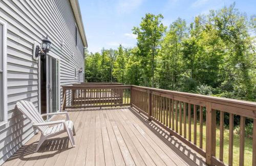 Hot Tub! LRG Home! Sleeps 22!Near Ithaca! Dogs OK - Foto 19