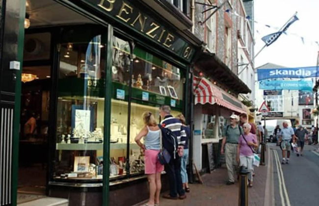 Impeccable 3 bed 2 Bath Central Cowes Cottage - Foto 45