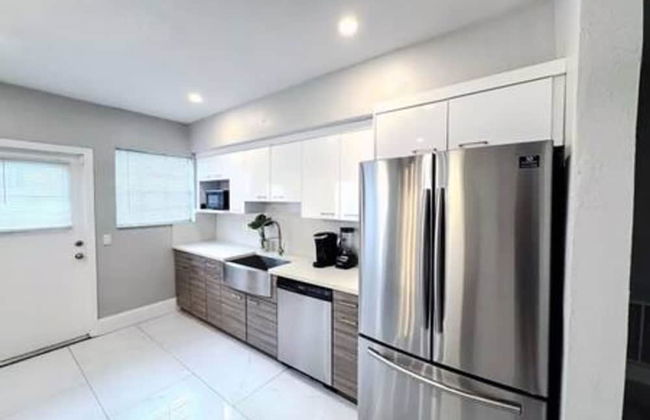 Hollywood Hideaway Luxe 3BR Escape - Foto 9