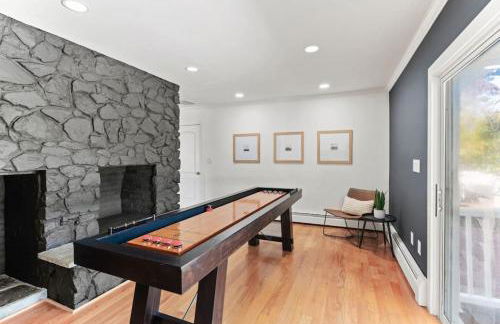 Walk to the Beach - Modern Home with FirePit and Bikes - Foto 28