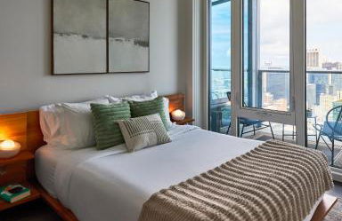 Lux Apts with Lake Views and Top Amenities - Foto 76