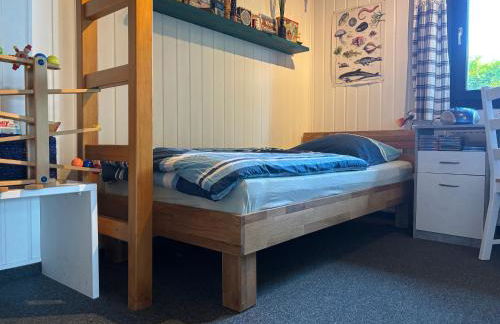 Urlaub beim Käptn! Freistehendes Premium Nordsee-Ferienhaus mit Fahrrädern, Stellplatz und Garten, 150m zur Nordsee - Foto 18