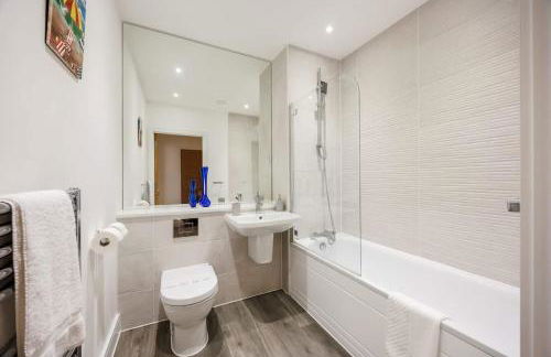 The Sanctuary- Short Walk to Hamworthy Beach and Park - Photo 11