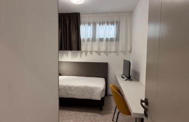 Suites Marilia Apartments Pool Side - Suite Livorno Holiday Home Group - Foto 5