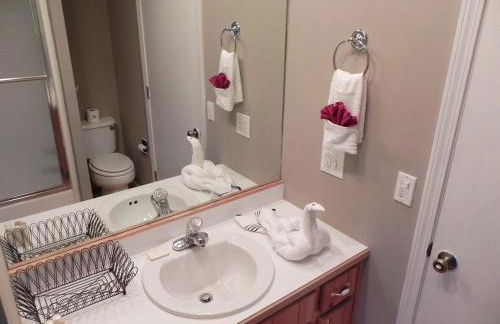 Well-Equipped Cabin Great for Families in Helen, Georgia - Foto 17