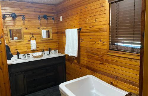 Off the Hook - Foto 48