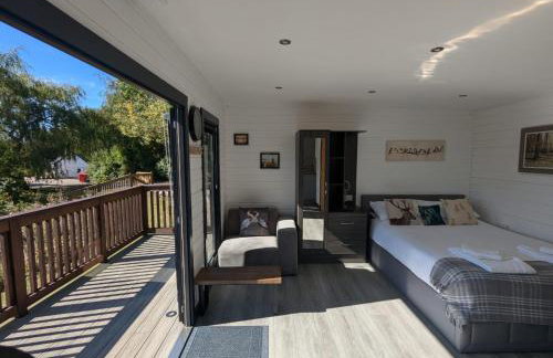 Beautiful Open Plan Lakeside Lodge, Shearsby - Photo 70