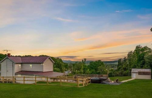 Spacious & Fun Family Oasis, Games, Hot Tub, View - Foto 1