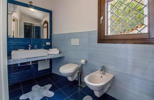 GuestHost - Seaview Villa with Large Terrace - Foto 42