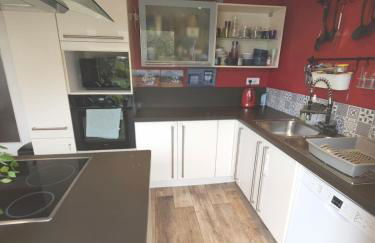 Maison de famille 4-6 personnes à 5 min du Futuroscope - Foto 2