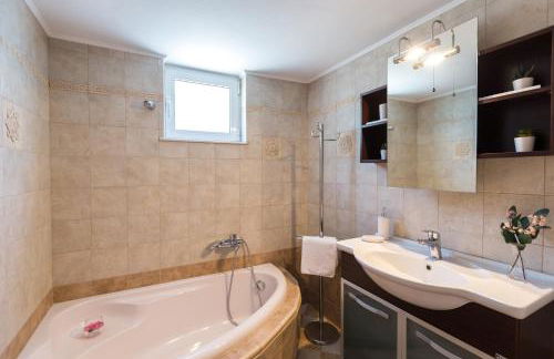 Effies Cozy Villa-Spectacular View and Playground - Foto 54