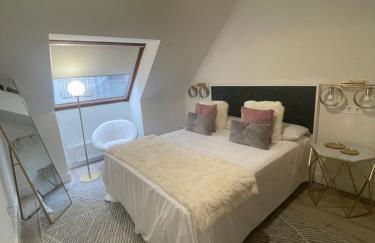 Gonzalez del Valle - Foto 2