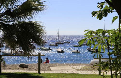 Comeback HOTEL CALIFORNIA - Foto 31