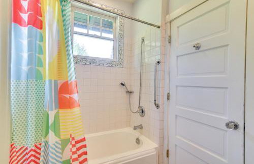 Rainier Home on 20 Acres with Blueberry Farm! - Foto 25