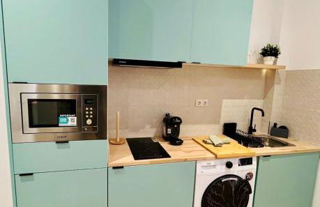 Loft Sofia a estrenar con luz natural en corazon de Valencia - Foto 9